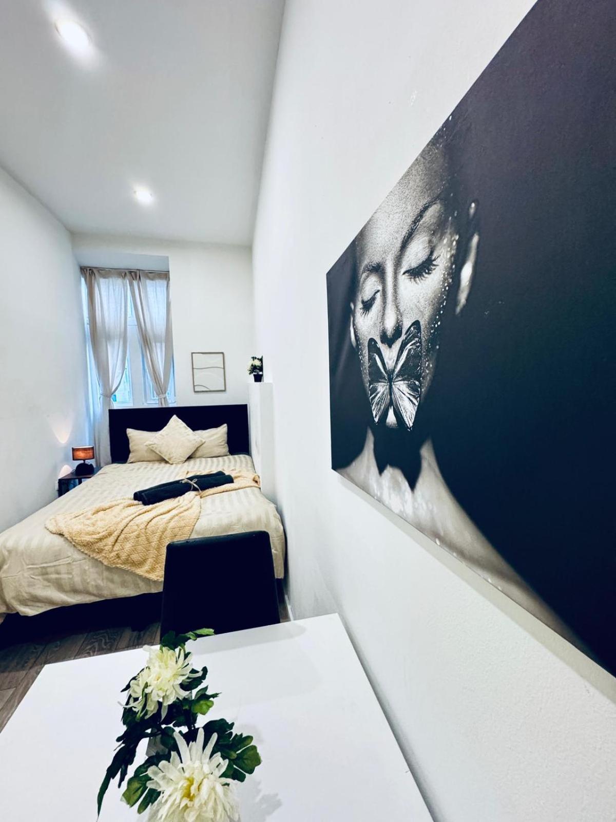 Appartement Elegant 5-br Shared Ideal For Groups & Families *